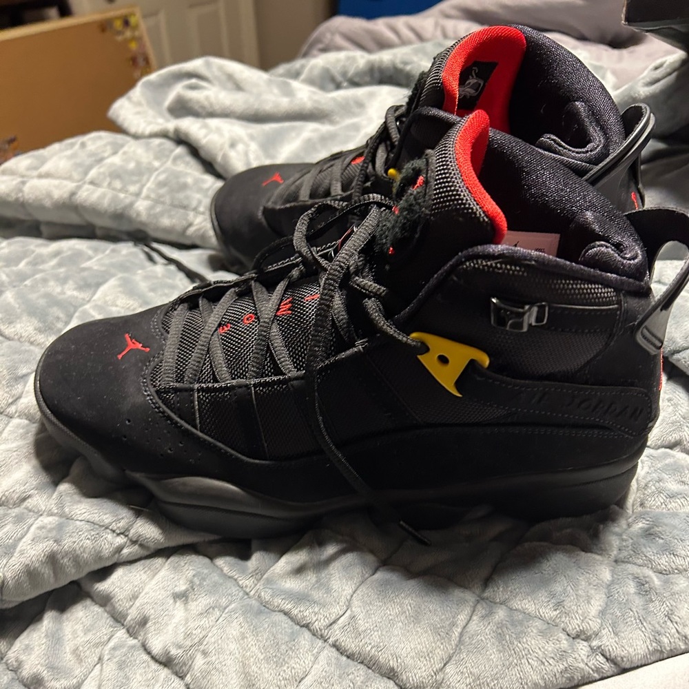 Jordan 6 Rings - Picture 3 of 11